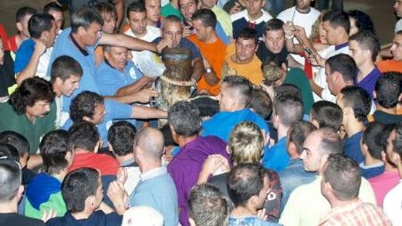 Fiestas patronales 2007 :: Toro embolado día 6