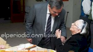 Fallas 2008 - Visita a la residencia de Cáritas Fallas 2008 - Visita a la residencia de Cáritas