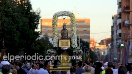 Mare de Déu de Gràcia 08 - Pujà de la Mare de Dèu