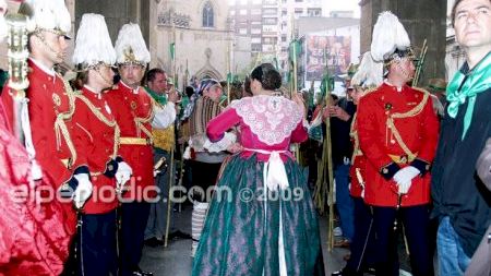 Magdalena 2009 - Reparto de cañas