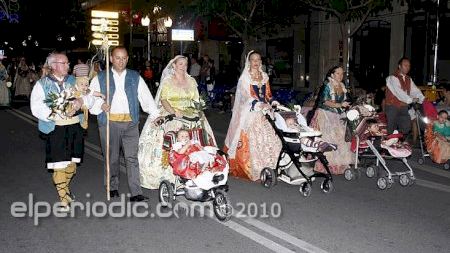 Fogueres 2010 - Ofrenda Flores Infantil