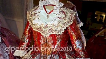 Fallas 2011 - Escorredor - Traje Reina Infantil
