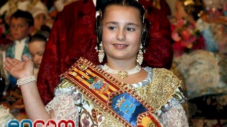 Fallas 2011 - Exaltación Reina Infantil - Acto 4