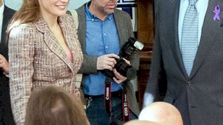 Valencia - Visita de Doña Letizia a la Casa de Caridad