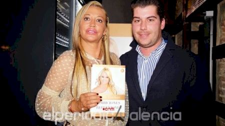 Valencia - Belén Esteban - Firma de Libros