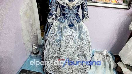 Burriana - Fallas 2015 - Exposición Traje Reina Infantil