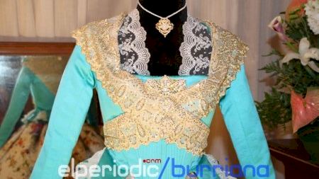 Burriana - Fallas 2015 - Centre Espanya - Expo Traje Reina Mayor