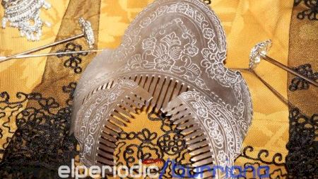 Burriana - Fallas 2015 - Barri l'Escorredor - Expo Traje Reina Mayor