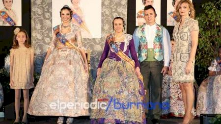 Burriana - Fallas 2015 - Club Ortega - Presentación Falleras