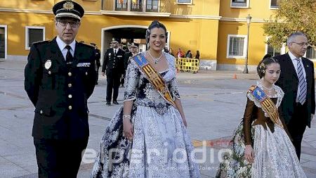Valencia - Fallas 2015 - Policía Local rinde tributo