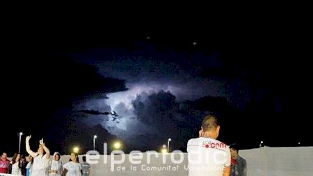 Burriana - Arenal Sound 2015 - Lluvias viernes noche