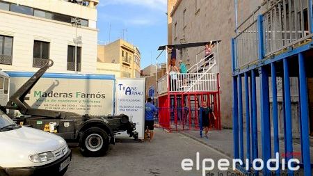 Burriana - Misericordia 2015 - Montaje Cadafales