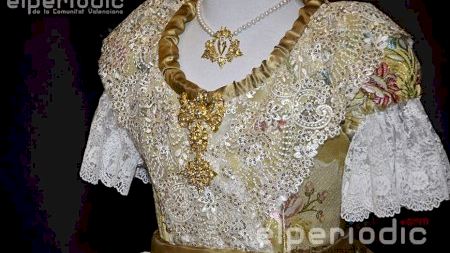 Burriana - Fallas 2016 - Exposición Trajes Reinas Falleras