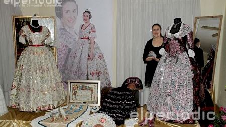 Burriana - Fallas 2016 - La Ravalera - Expo Traje Fallera  Mayor
