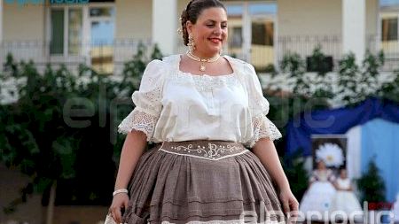 Burriana - Fallas 2017 - Desfile Enaguas