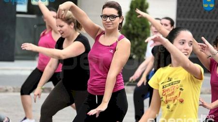 Burriana - Falles 2017 - Falla Chicharro - Zumba