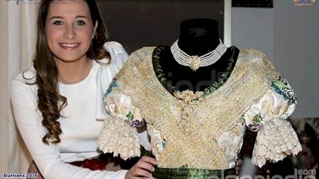 Burriana - Fallas 2017 - Club 53 - Expo Traje Fallera Mayor
