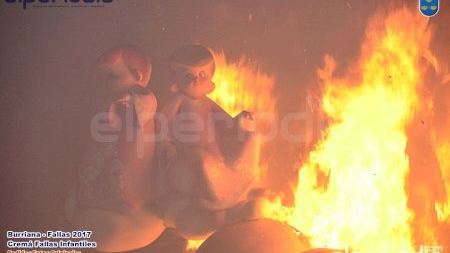 Burriana - Fallas 2017 - Cremà - Infantil 1