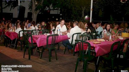 Burriana - Fallas 2018  - La Vila - "Tirà de Traca"