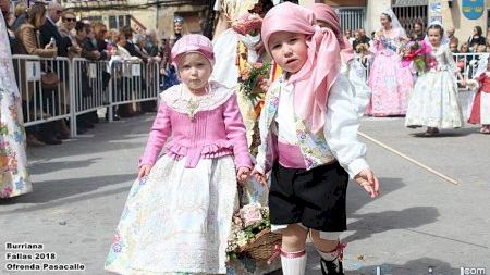 Burriana - Fallas 2018 - Ofrenda Pasacalle - 4