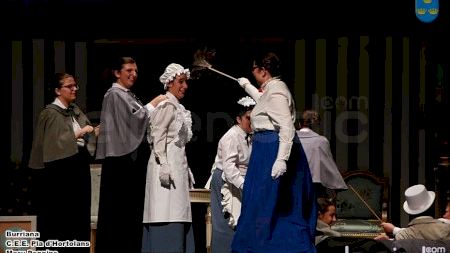 Burriana - Colegio Hortolans - Mary Poppins