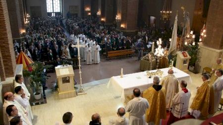 Vila-real - Sant Pasqual 19 - Missa pontifical