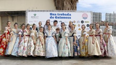 Gran Trobada Solidaria al Mon de les Falles