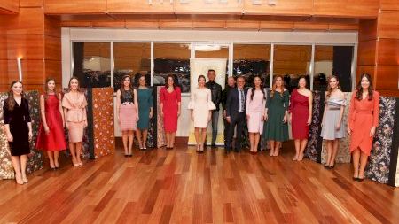 Presentació dels Teixits de la Cort d'Honor de València 2020