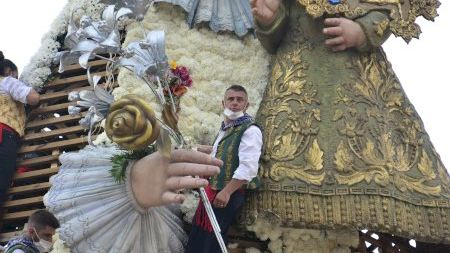 Fallas València 2021: Ofrena a la Mare de Déu - 01 (16:00h - 18:00h)