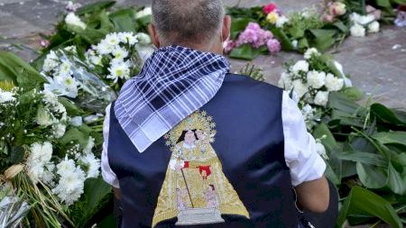 Fallas València 2021: Ofrena a la Mare de Déu - 05 (21:00h-22:40h)