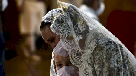 Fallas València 2021: Ofrena a la Mare de Déu - Dissabte vesprada - 07 (20:05h-20:50h)