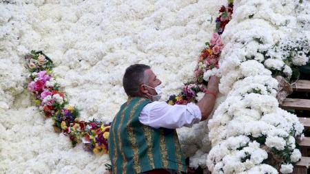 Fallas València 2021: Ofrena a la Mare de Déu - Dissabte matí - 03 (10:00 - 10:40)