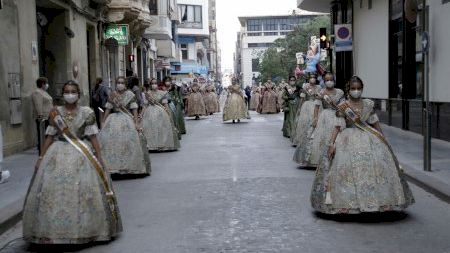 Falles Burriana 2021: Visita de les Reines Falleres i entrega de fallers d'honor
