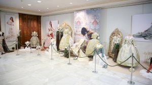 Exposición "manifest" Reinas Falleras de Burriana y Cortes de Honor