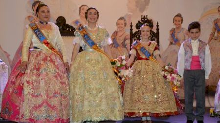 Falles Burriana 2023: Presentació Falla Barri La Ravalera