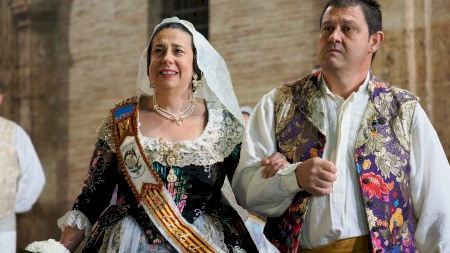 Falles València 2023: Ofrenda Dissabte 18. Carrer La Pau - 09 (20:00h - 20:30h)