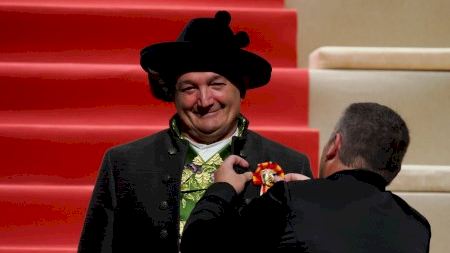 Falles Borriana 2024: Exaltació Reina Fallera. Centre - 01