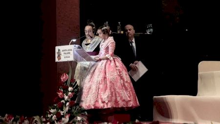 Falles Borriana 2024: Exaltació Reina Fallera Infantil. Dreta - 01