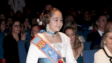 Falles Borriana 2024: Exaltació Reina Fallera Infantil. Dreta - 02