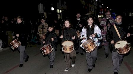 Falles Borriana 2024: Cavalcada del Ninot - 01