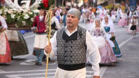 Fogueres 2024. Ofrena dissabte - 02