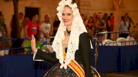 Fogueres 2024. Ofrena dissabte - 08