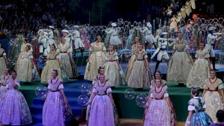 Falles València 2025: Elecció de les candidates a Fallera Major "La Fonteta" - 01