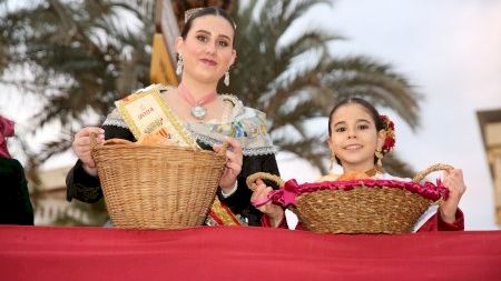 Procesión en honor a San Antonio Abad, bendición de animales y reparto de la tradicional coqueta