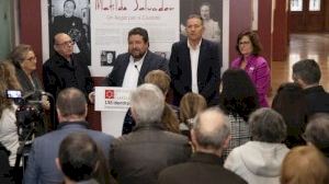 Moliner inaugura la exposición de la Diputación homenaje a Matilde Salvador en el centenario de su nacimiento 