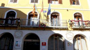 Callosa d’en Sarrià sale a la calle en condena a la agresión sexual a una joven en Nochevieja