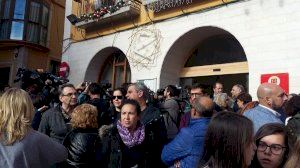 L'Ajuntament d'Altea es suma a la concentració en repulsa de l'agressió sexual col·lectiva duta a terme a Callosa d'en Sarrià - (foto 2) L'Ajuntament d'Altea es suma a la concentració en repulsa de l'agressió sexual col·lectiva duta a terme a Callosa d'en Sarrià - (foto 2)