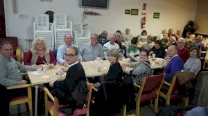 El Centro Integral de Mayores de Oropesa del Mar celebra la fiesta del Roscón