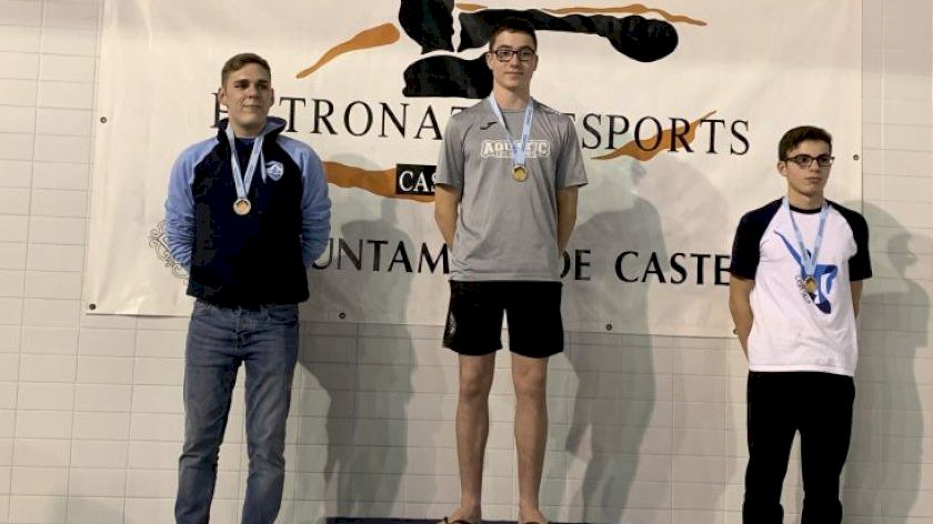 Miguel Bou campeón autonómico del Circuito de Aguas Abiertas