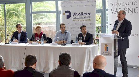 La Diputació i els ajuntaments de Cheste, Loriguilla i Riba-roja de Túria s'uneixen per a potenciar l'àrea empresarial A3